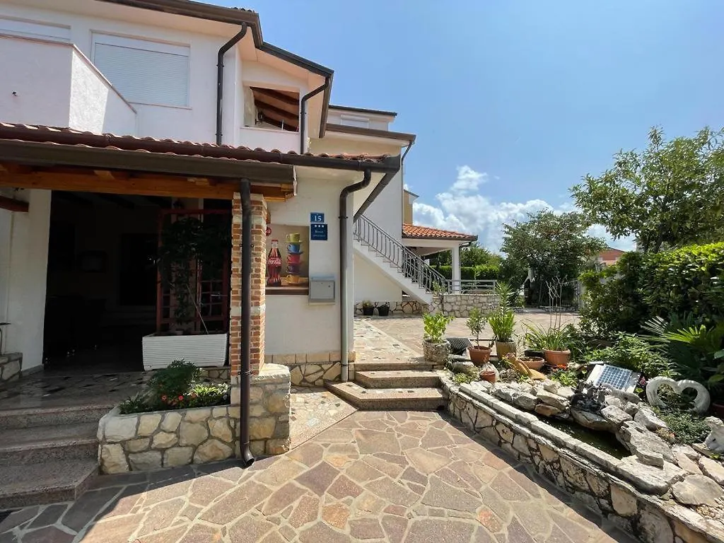 Apartmani Rozi Umag