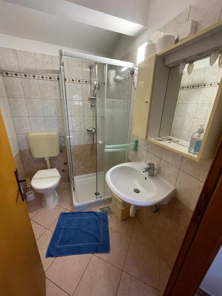 Apartmani Rozi Umag Apartment