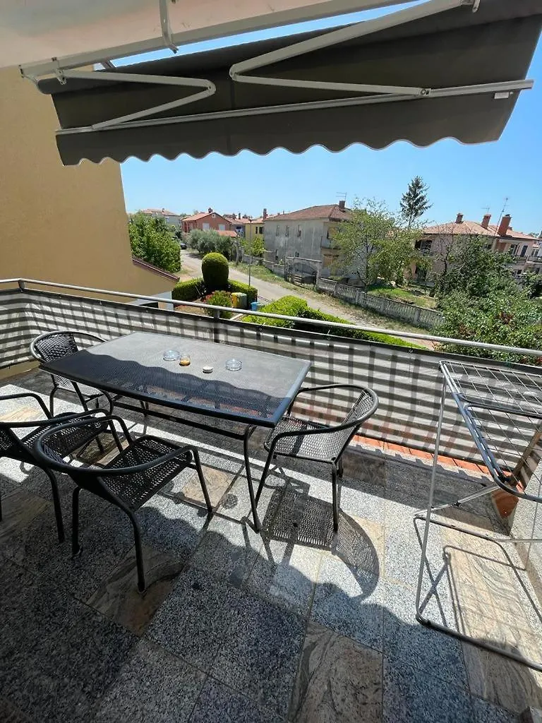 Apartmani Rozi Umag 0*,  Croatia